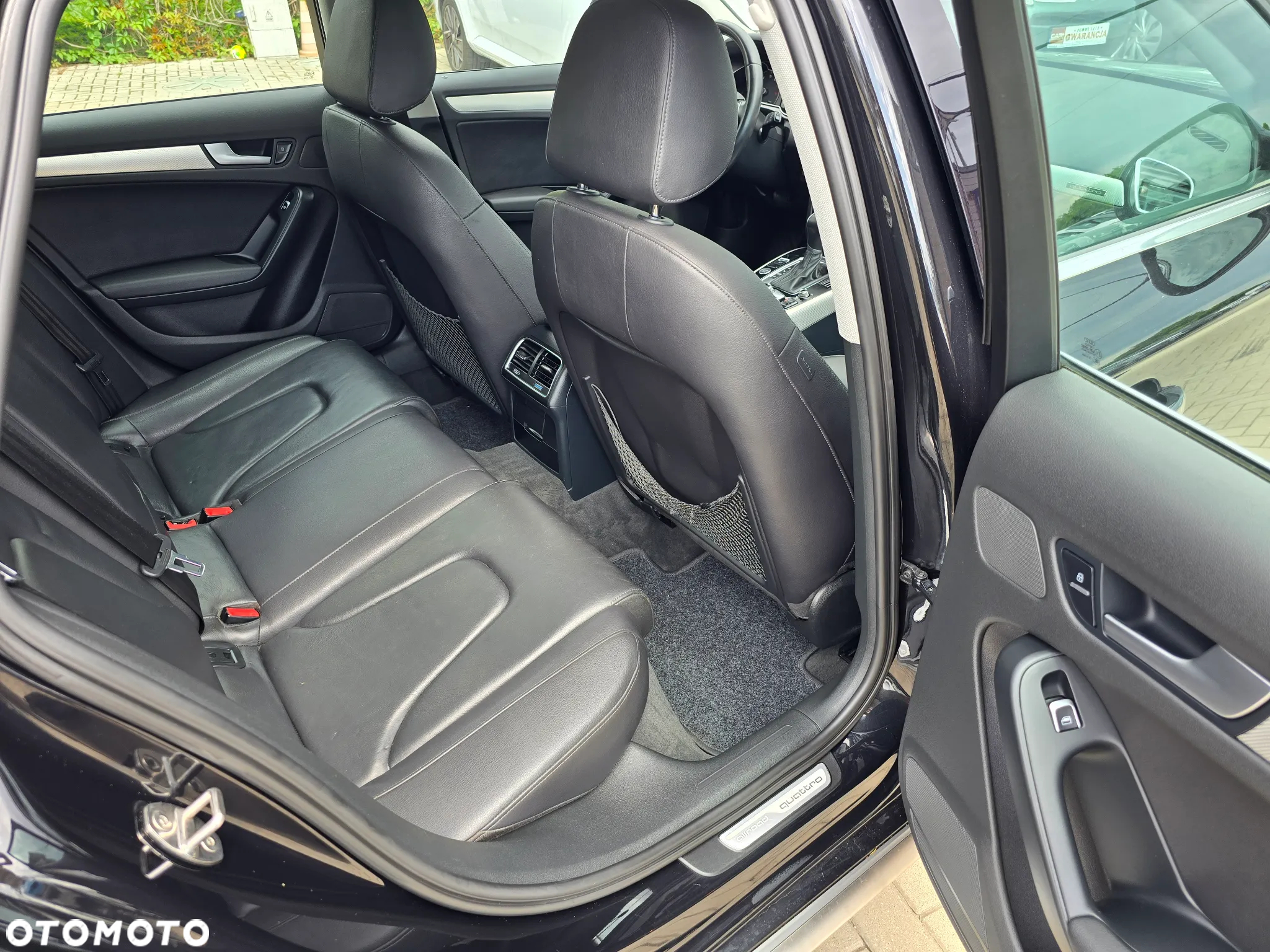 Audi A4 Allroad - 10