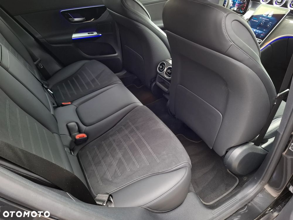 Mercedes-Benz GLC 220 d mHEV 4-Matic AMG Line - 28