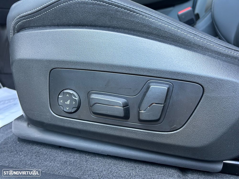 BMW iX2 - 28