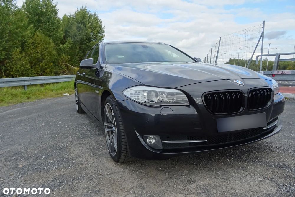 BMW Seria 5 520d - 14