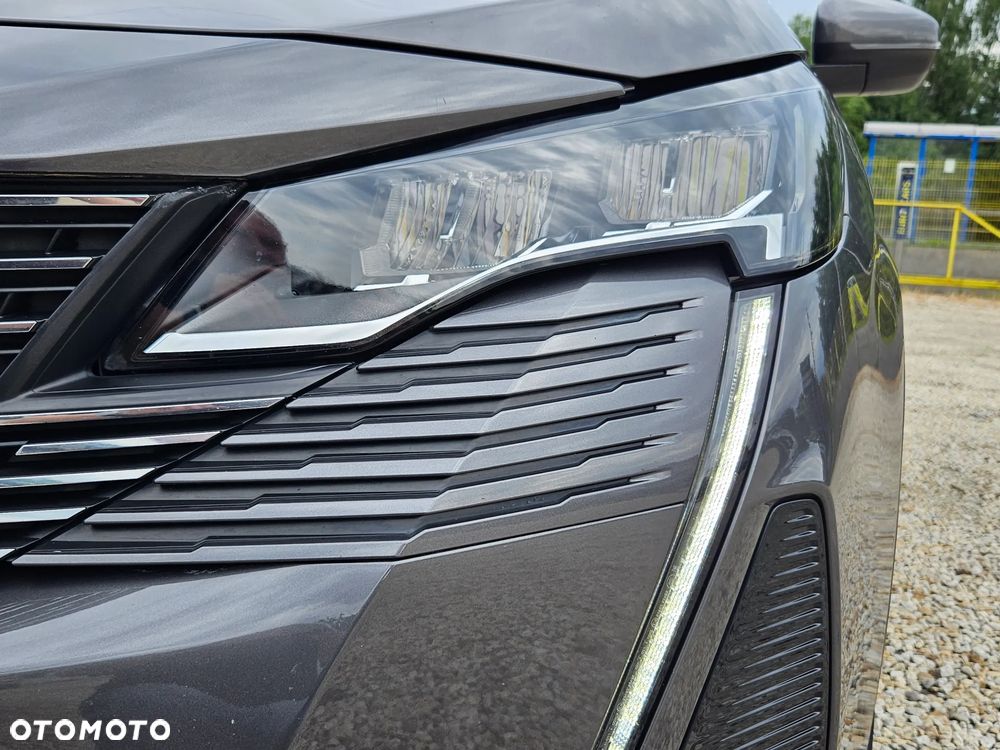 Peugeot 3008 1.2 PureTech Road Trip S&S EAT8 - 12