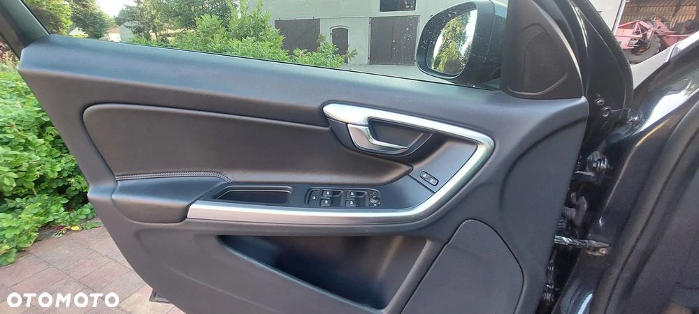 Volvo V60 D2 Drive-E Kinetic - 11