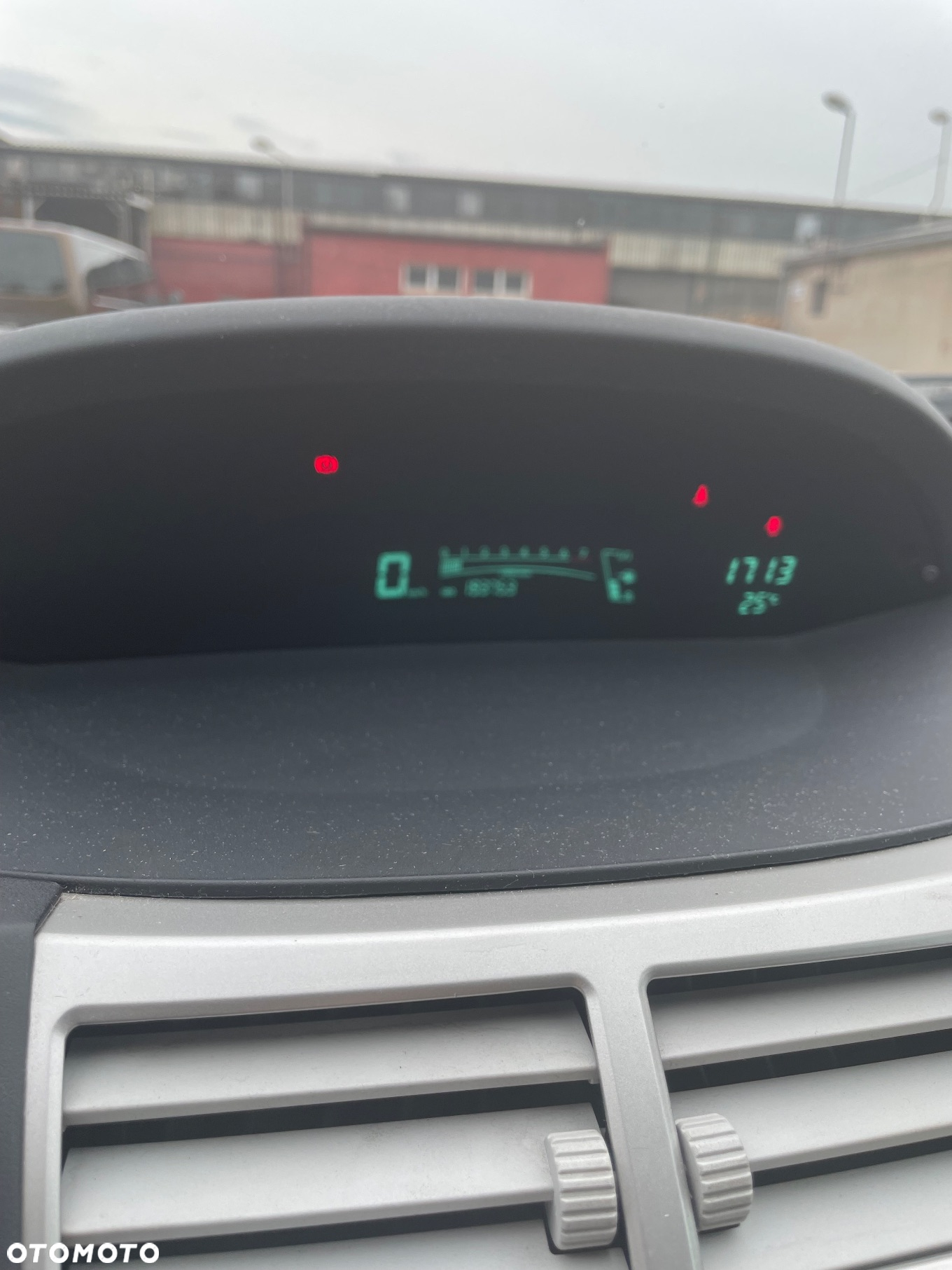 Toyota Yaris 1.0 Luna A/C - 6