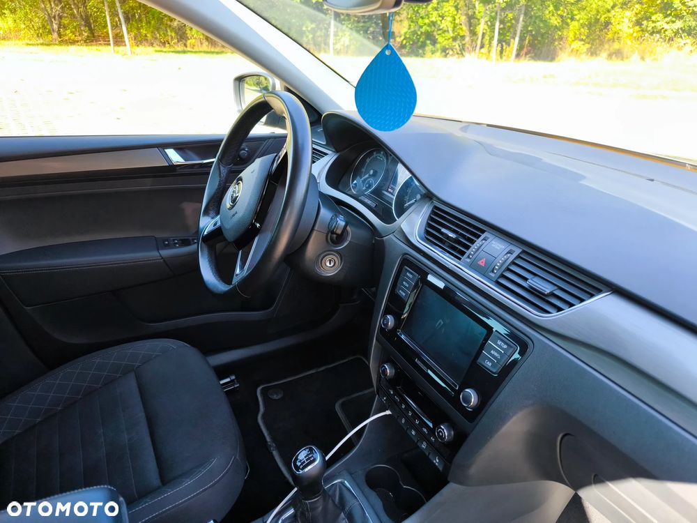 Skoda RAPID 1.0 TSI Ambition - 28