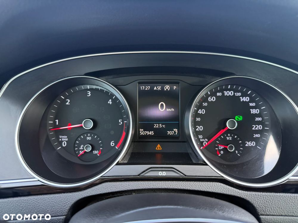 Volkswagen Passat - 23