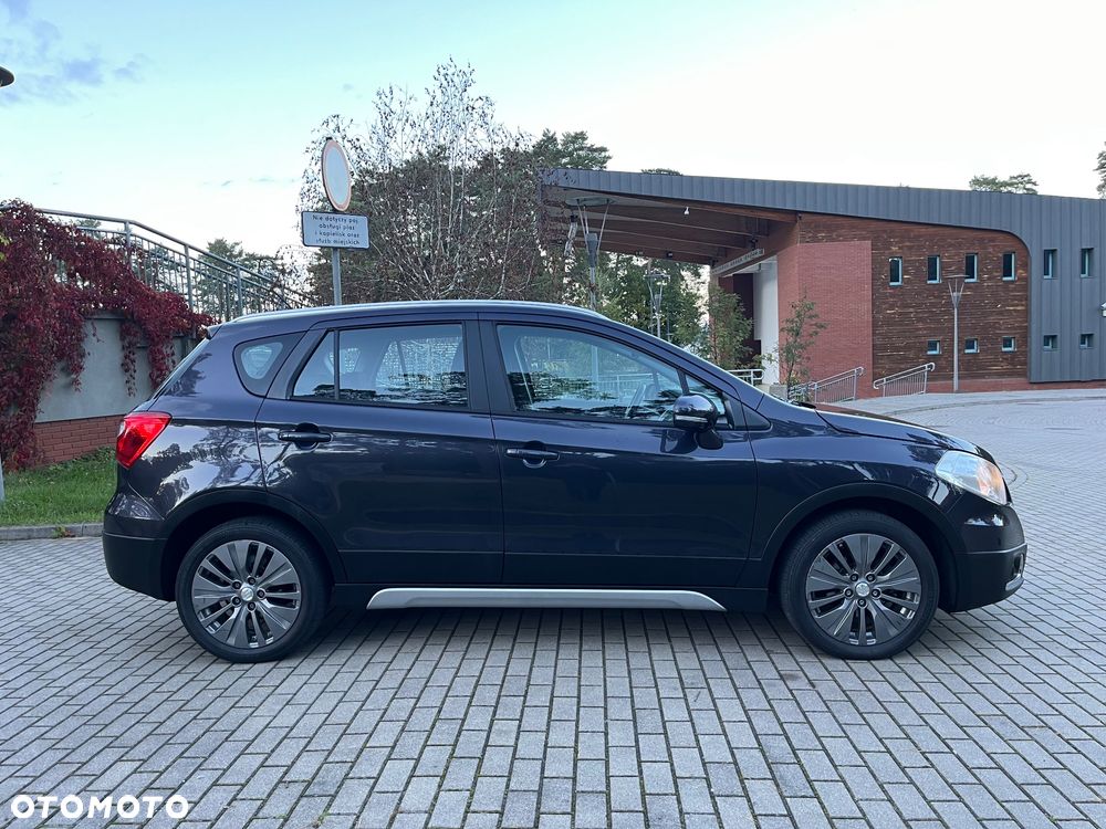 Suzuki SX4 S-Cross 1.6 DDiS 4x4 Comfort+ - 4