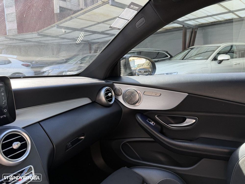 Mercedes-Benz C 220 d AMG Line - 38