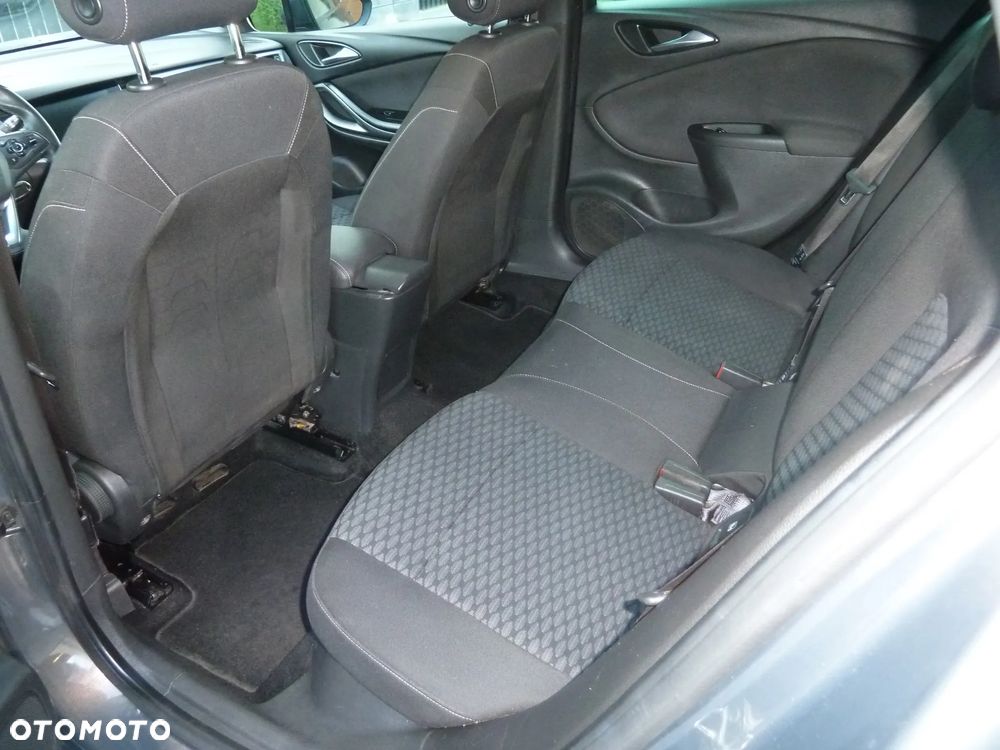 Opel Astra 1.4 Turbo Innovation - 8