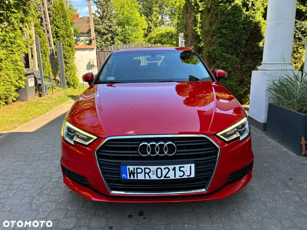 Audi A3 Sportback 35 TFSI S tronic - 4