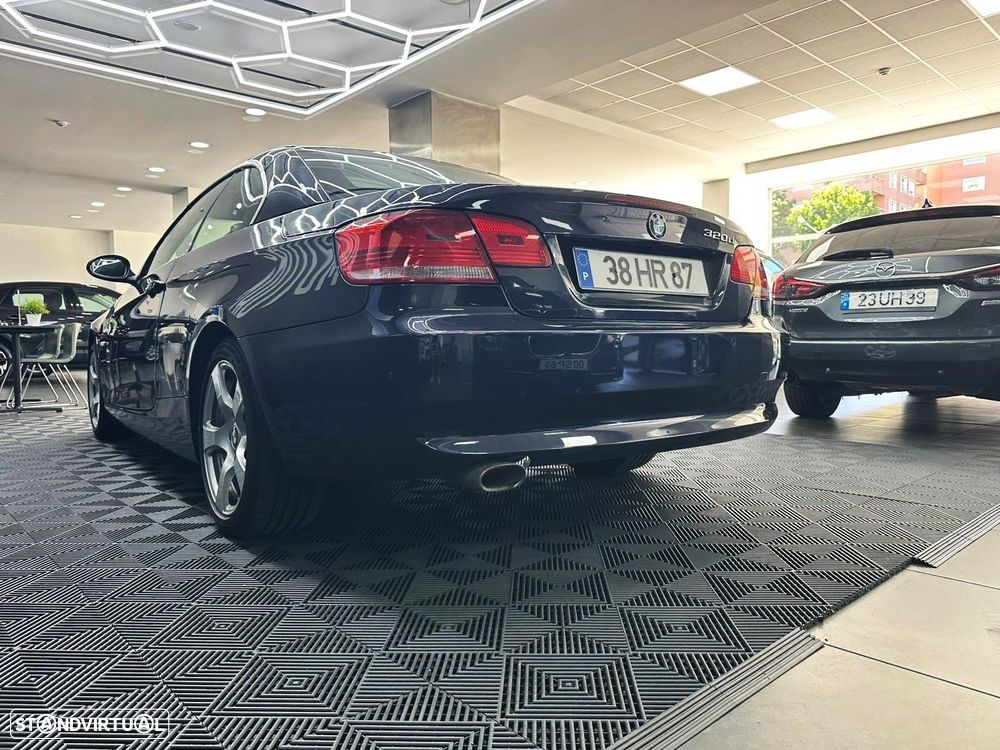 BMW 320 d Cabrio - 12
