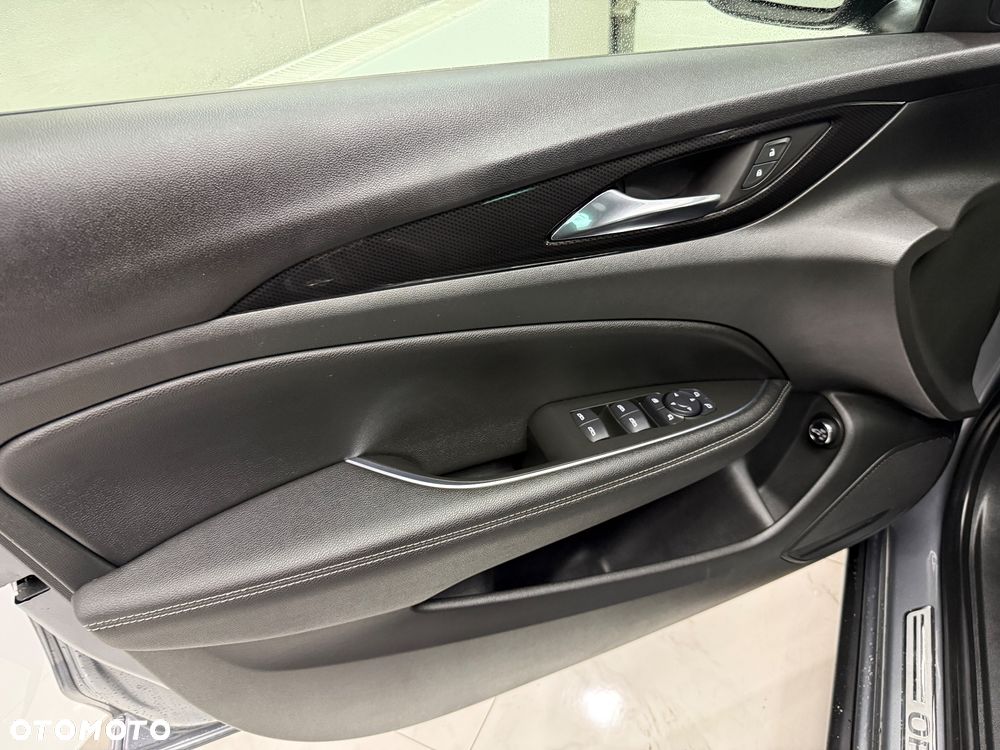 Opel Insignia 2.0 Dynamic - 11