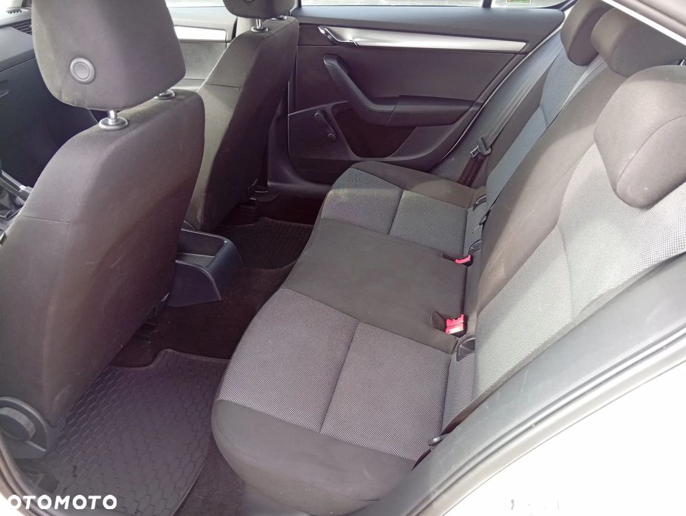 Skoda Octavia 1.6 TDI Active - 11