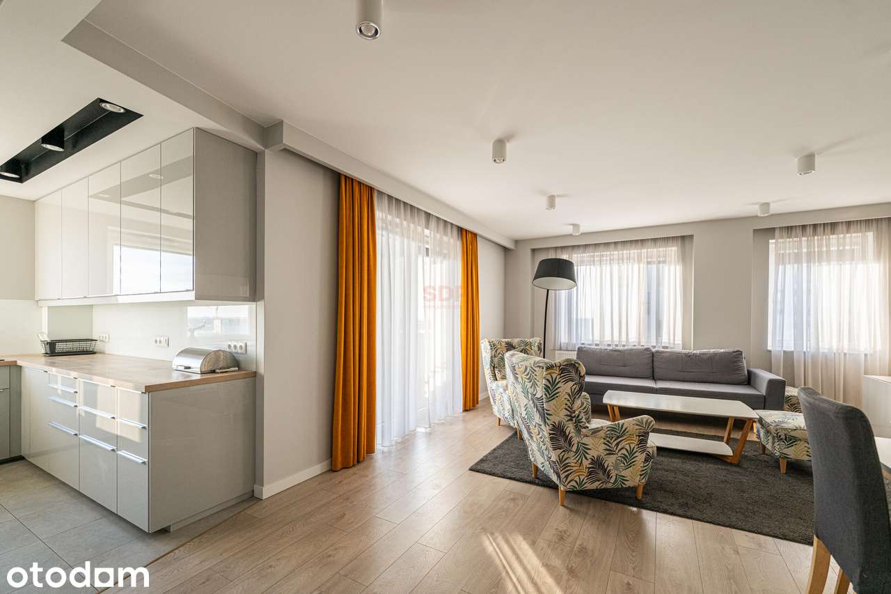 Apartament na 13 piętrze z widokiem – 4 pokoje z garderobą, tarasem
