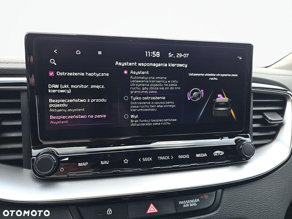 Kia XCeed 1.5 T-GDI Business Line - 28