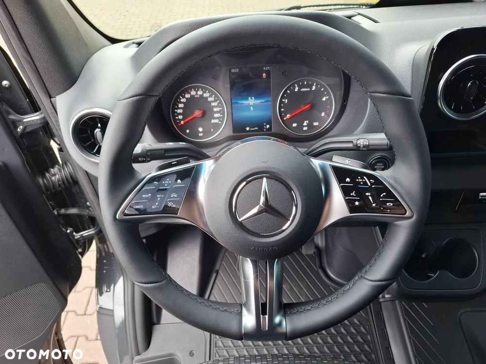 Mercedes-Benz Sprinter 319 CDI Furgon PRO długi 4325 mm L3H2 - 22
