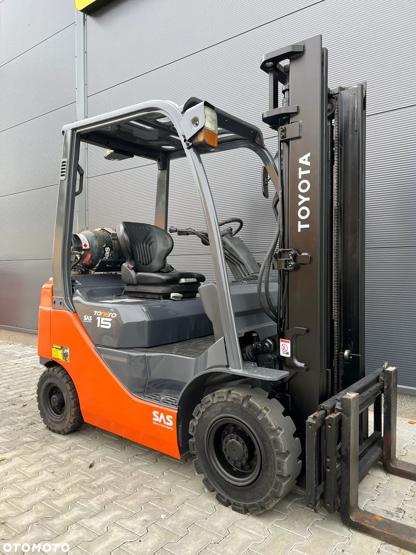 Toyota 02-8FGF15 - 3