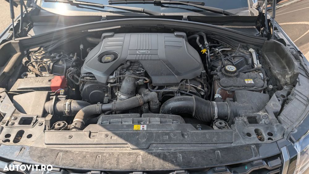 Land Rover Range Rover Velar 3.0 R-Dynamic SE - 19