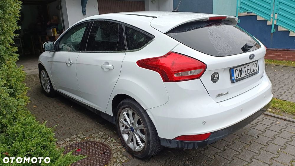 Ford Focus 1.0 EcoBoost Titanium ASS - 4