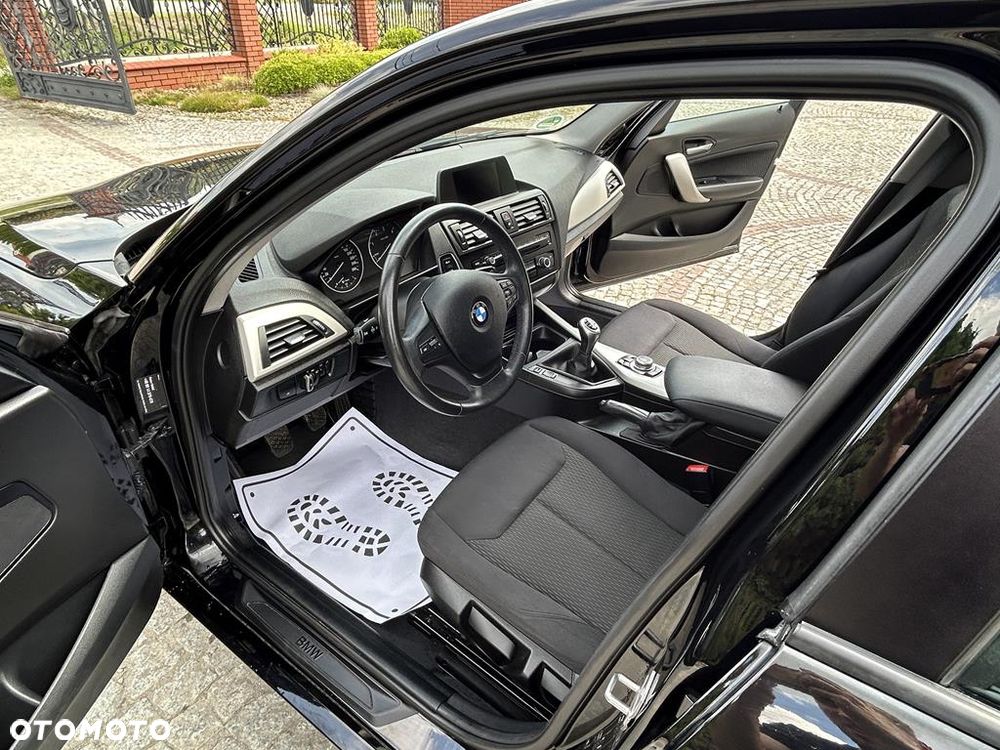 BMW Seria 1 116d EfficientDynamics Edition - 24