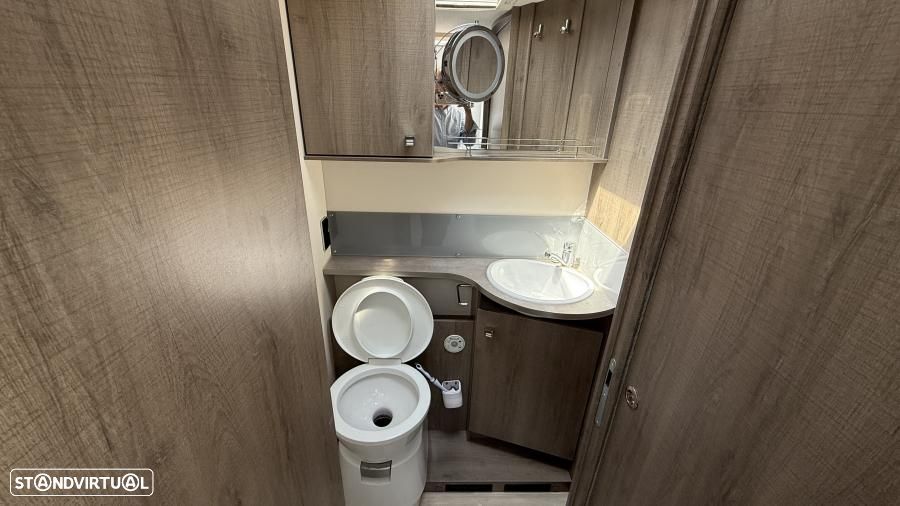 Bavaria T 746 Style c.central e basculante - 10