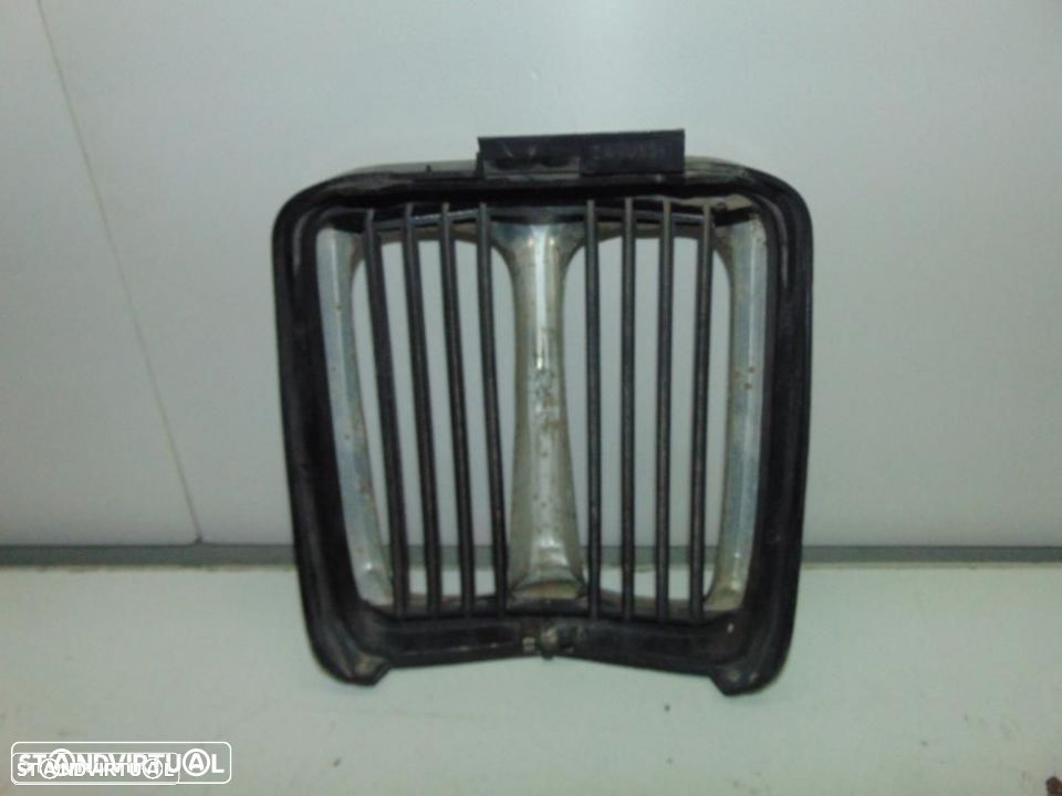 BMW E21 RIM grelha central - 5