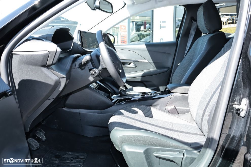 Peugeot 208 1.2 PureTech Allure - 14