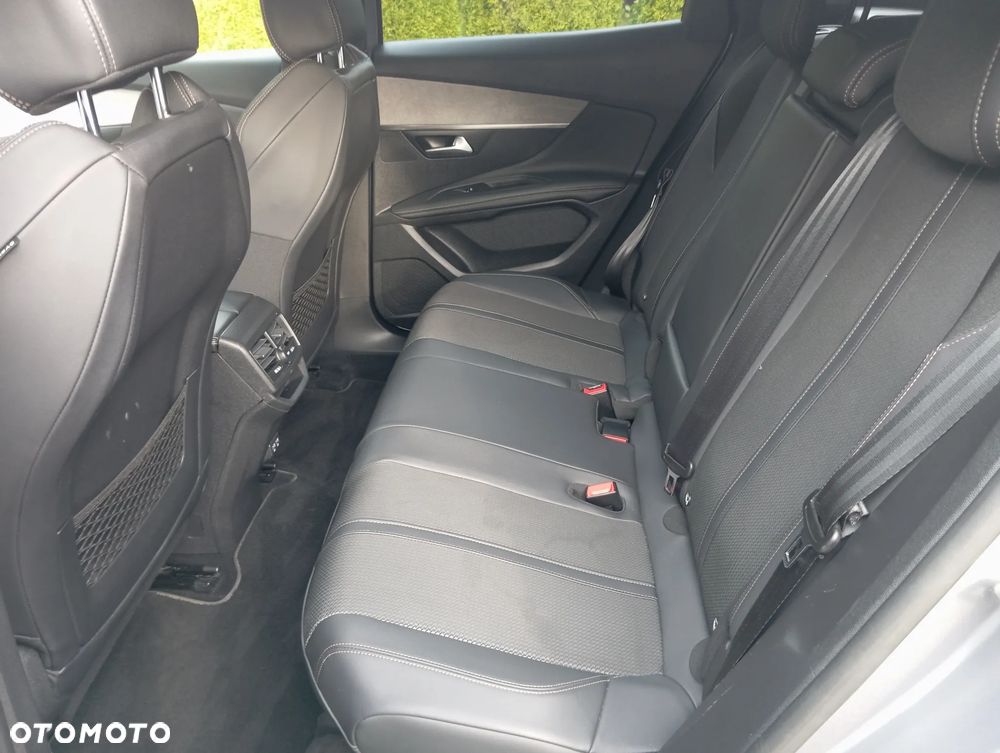 Peugeot 3008 - 15