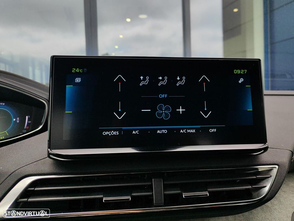 Peugeot 3008 1.6 Hybrid GT e-EAT8 - 29