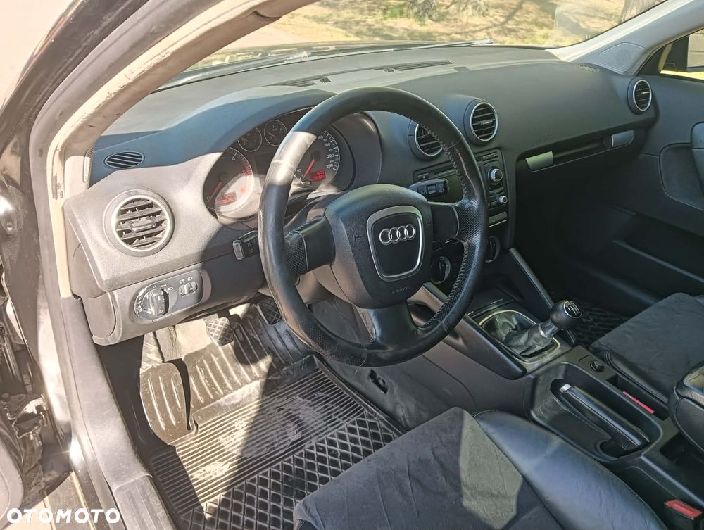 Audi A3 Sportback 2.0 TDI Attraction - 6
