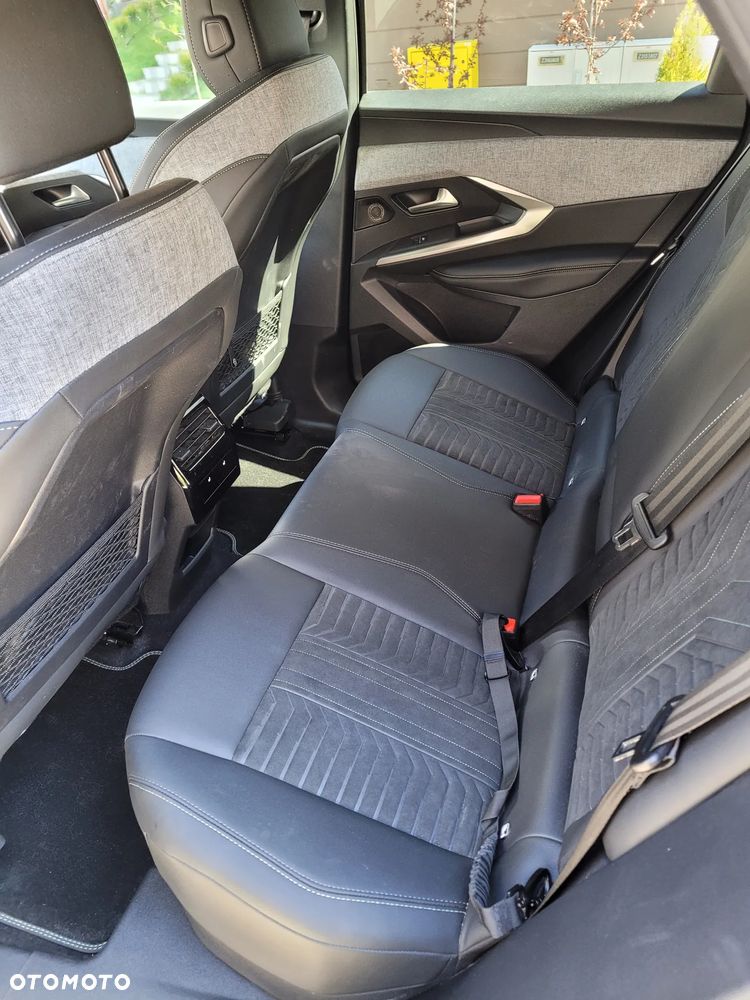 Peugeot 3008 1.2 PureTech mHEV GT S&S e-DCS6 - 8