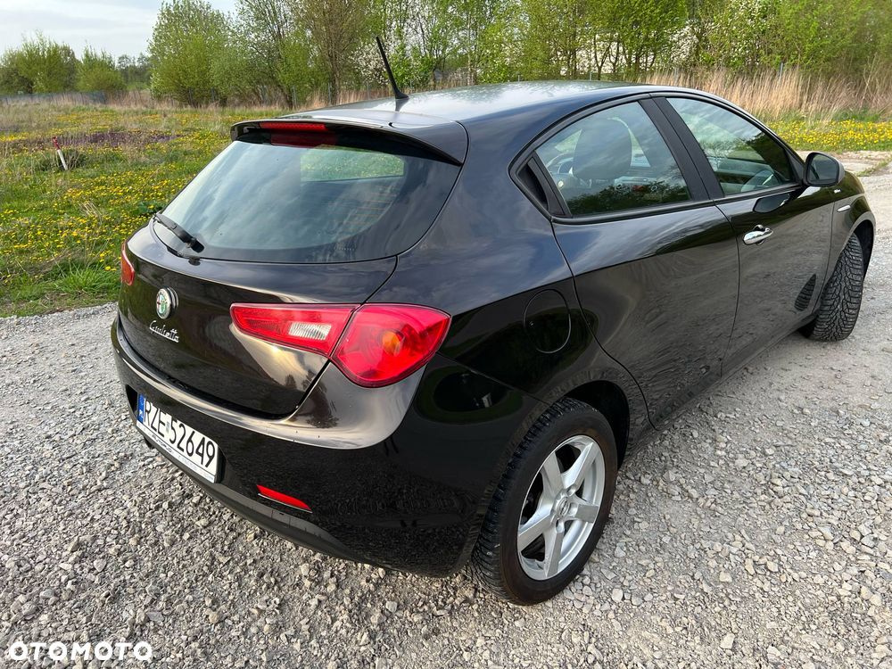 Alfa Romeo Giulietta 1.6 JTDM Veloce - 5