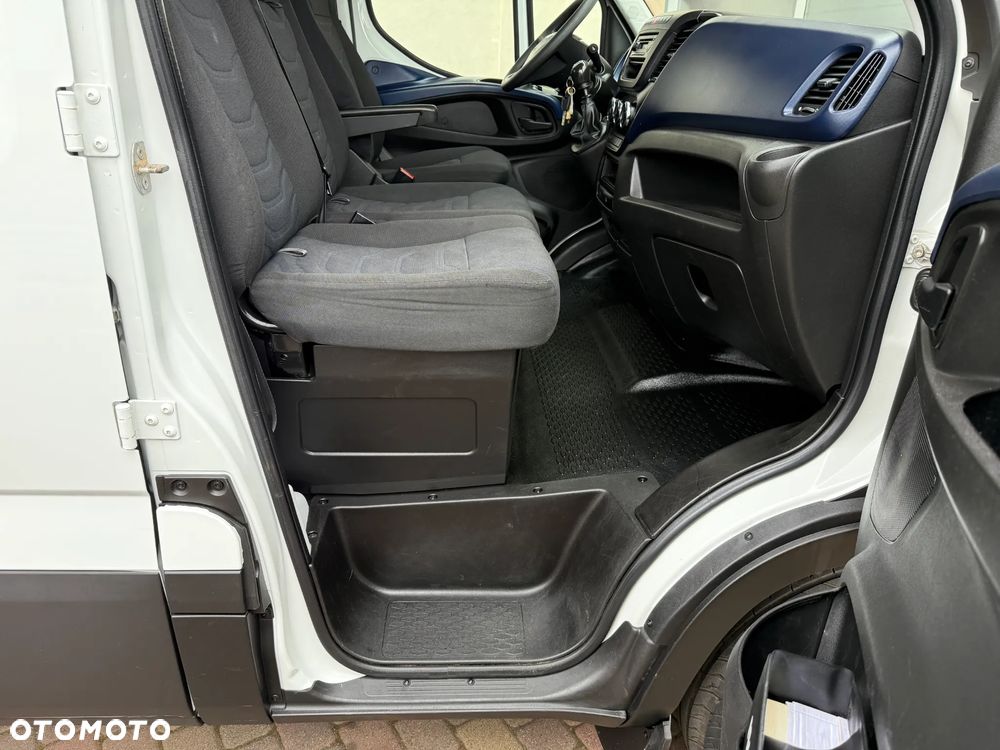 Iveco Daily 3.0 Doka Brygadówka Skrzyniowy - 30