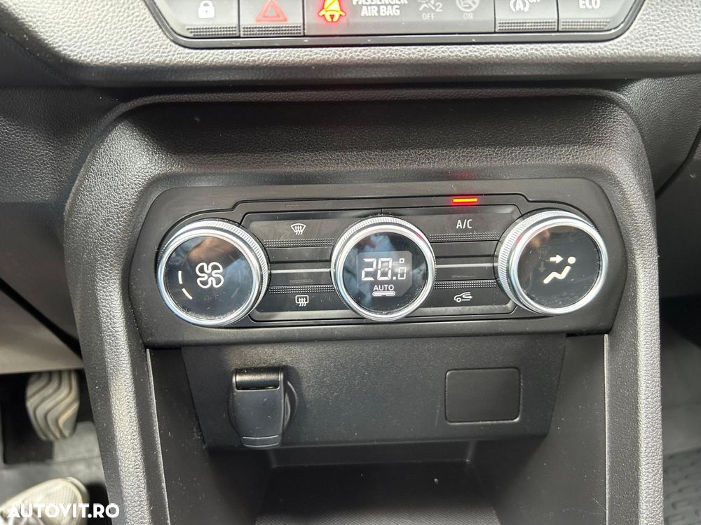 Dacia Sandero Stepway TCe 90 MT6 Comfort - 19