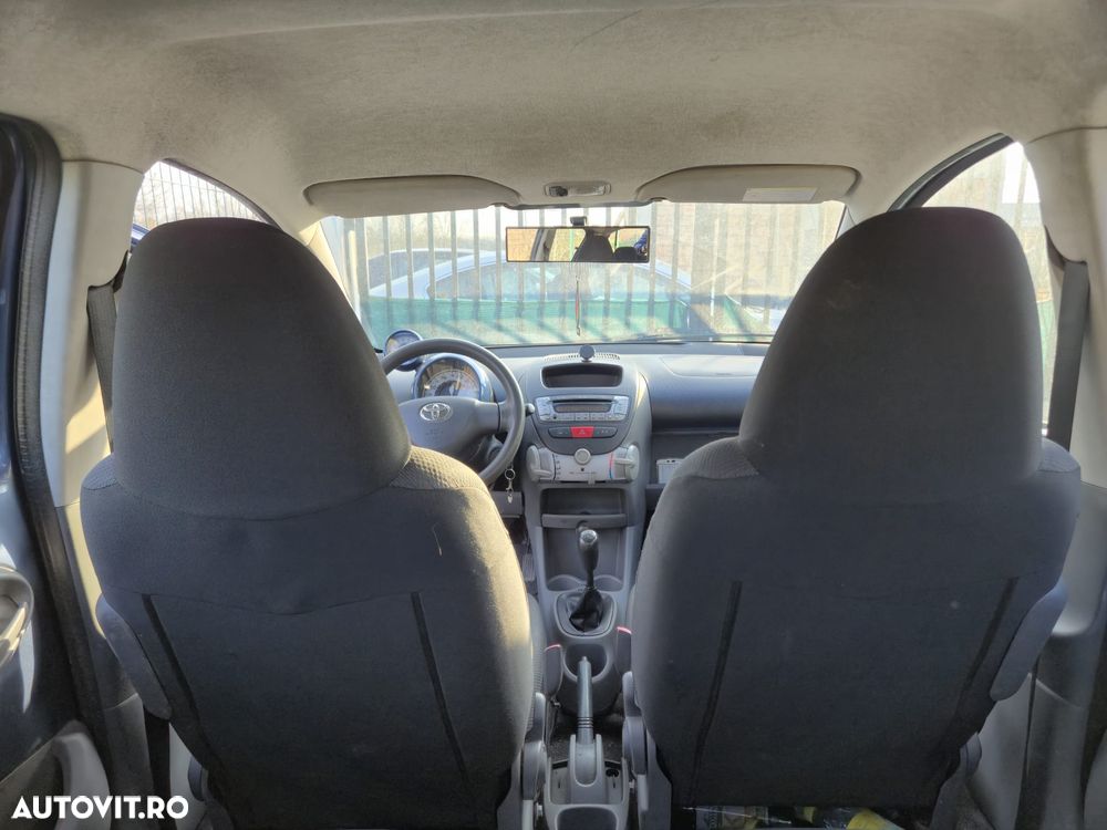 Toyota Aygo 1.0 Terra Plus - 7