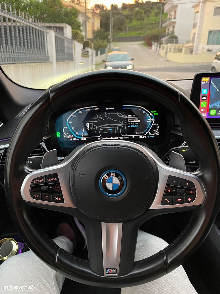 BMW 530 e Pack M - 12