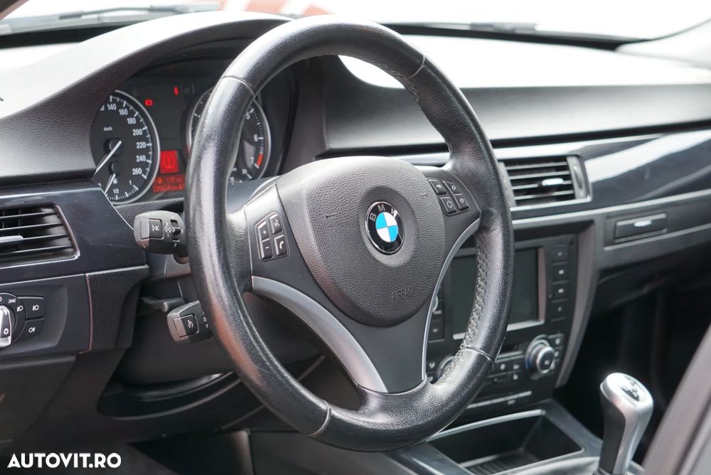 BMW Seria 3 318i Edition Lifestyle - 5