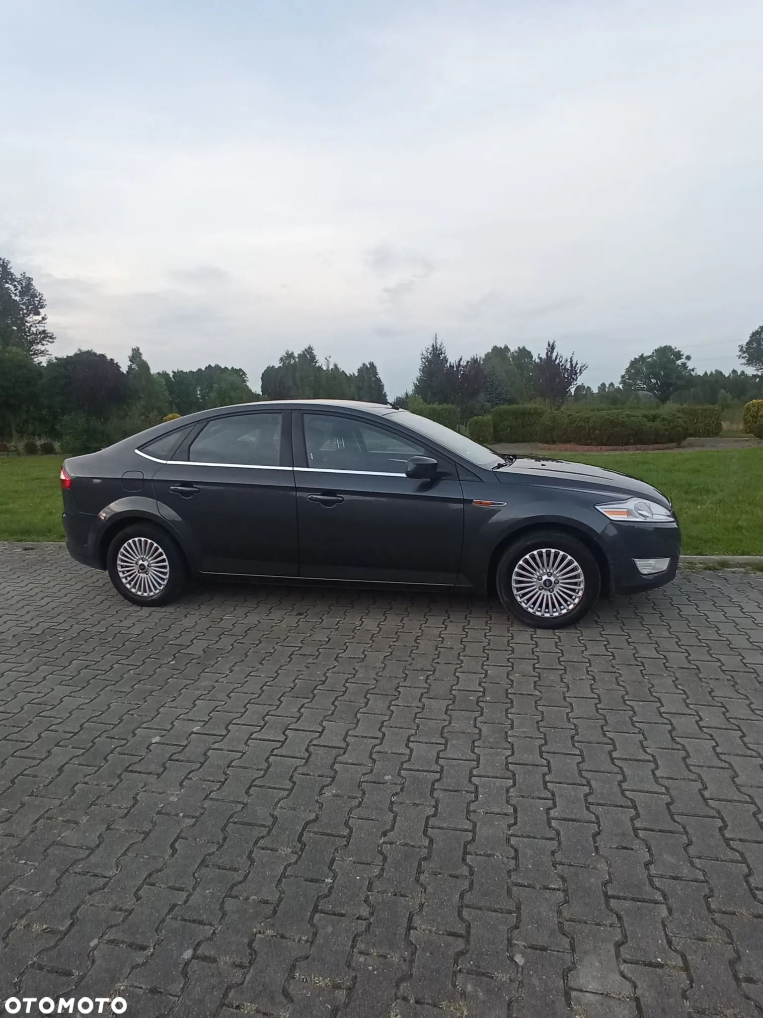Ford Mondeo 2.0 FF Platinium X Plus (Titanium) - 29