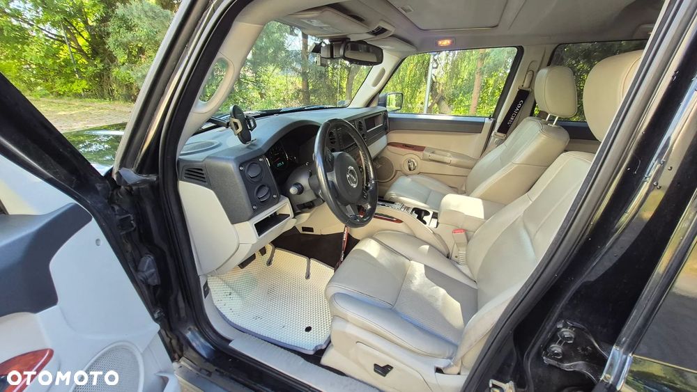 Jeep Commander 5.7 V8 Limited - 18