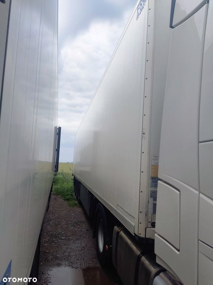 Schmitz Cargobull SKO 24 - 2