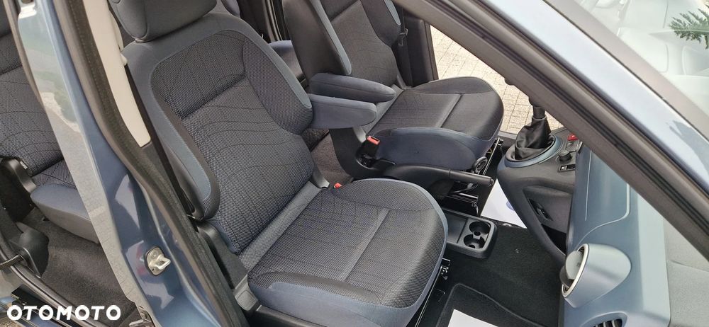 Peugeot Partner 120 VTi Active - 14