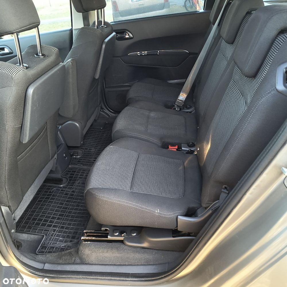 Peugeot 5008 - 7