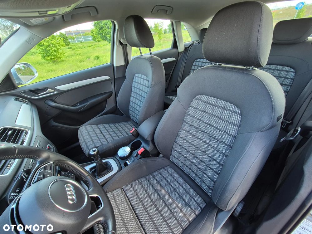 Audi Q3 2.0 TDI Design - 24