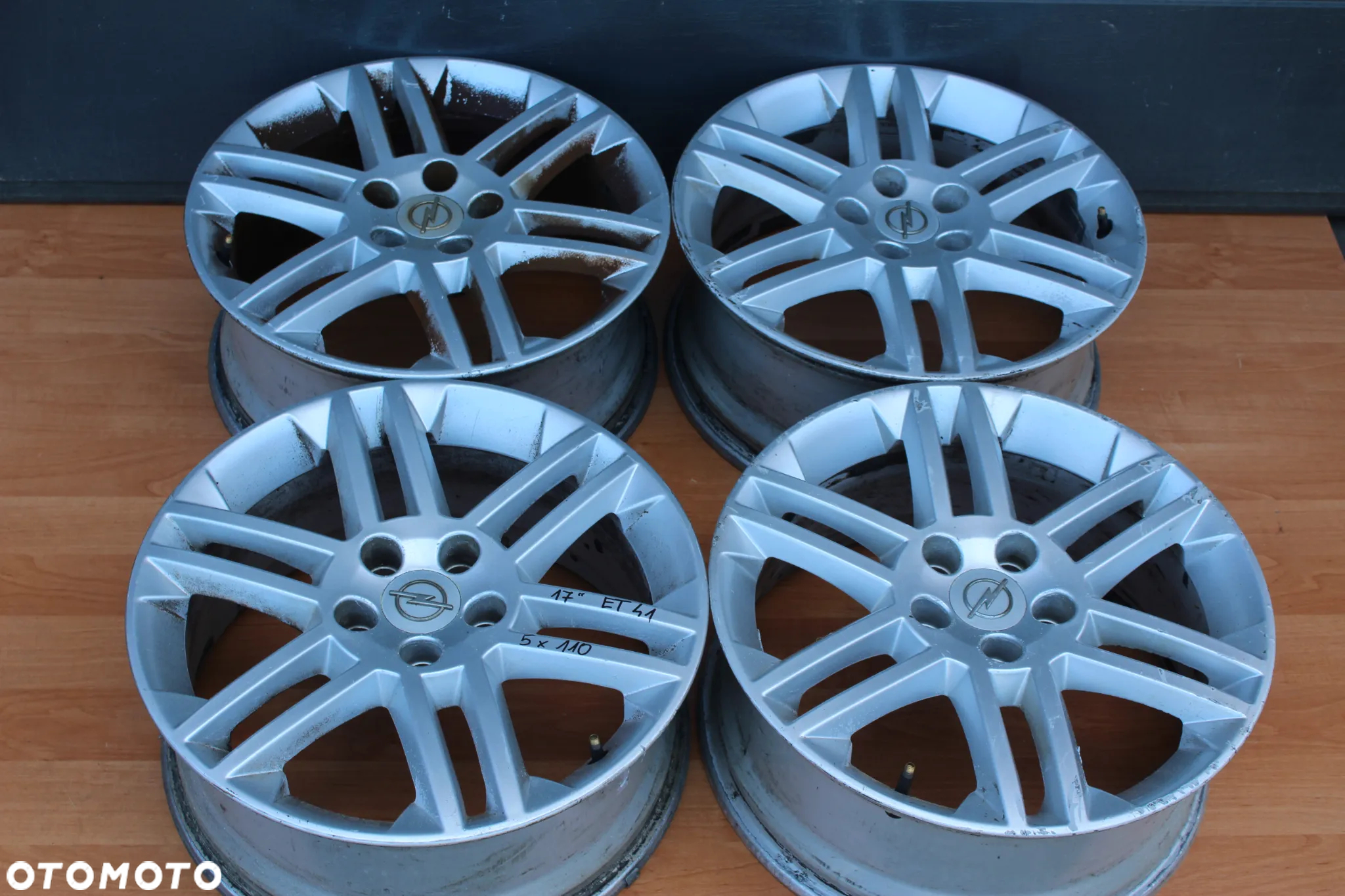KOŁA FELGI ALUMINIOWE OPEL VECTRA ASTRA ZAFIRA SIGNUM MERIVA 17 cali 5x110 ET41 - 6