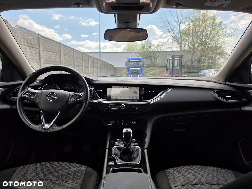 Opel Insignia - 13