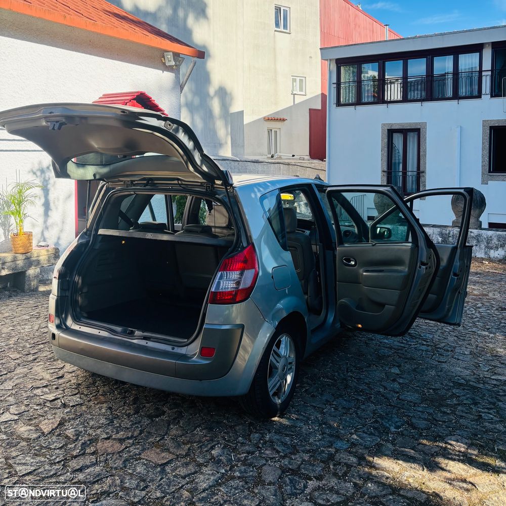 Renault Scénic 1.9 dCi Confort Privilege - 3