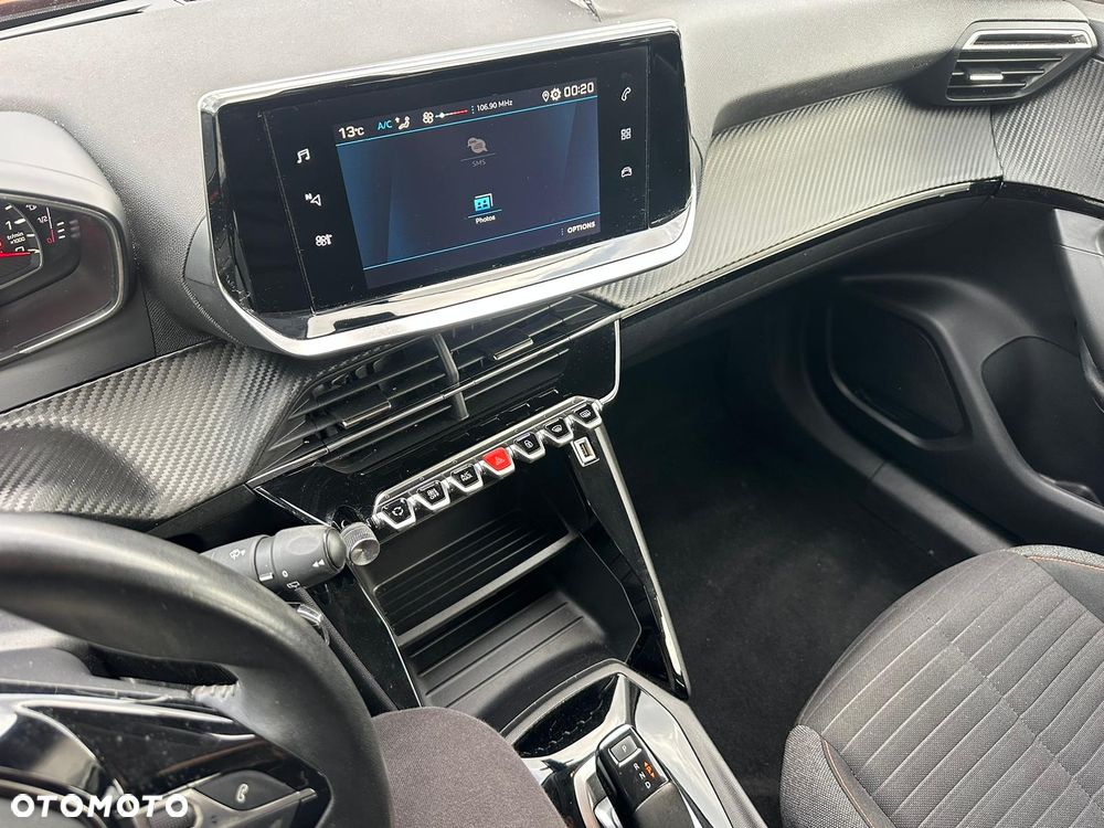 Peugeot 2008 PureTech 130 EAT8 Allure - 16
