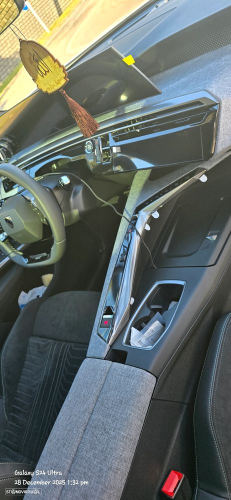 Peugeot 5008 1.2 Hybrid GT e-DCS6 - 14