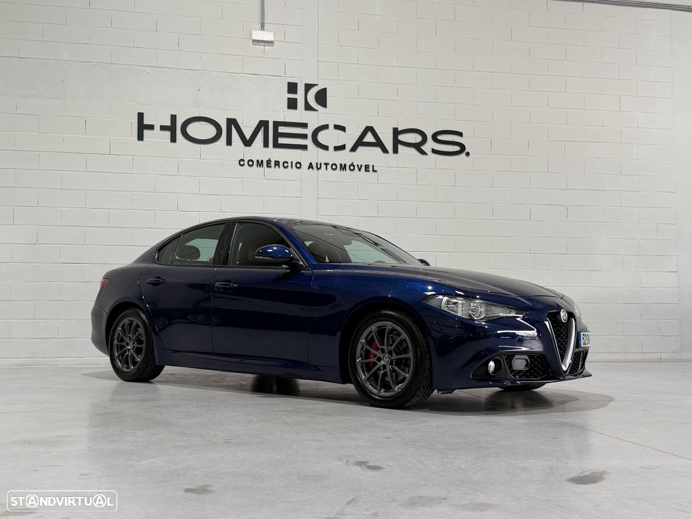 Alfa Romeo Giulia 2.2 D AT8 - 8