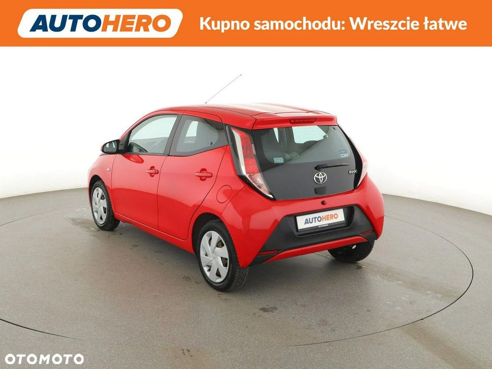 Toyota Aygo x-play - 5