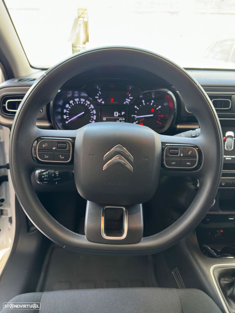Citroën C3 1.2 PureTech Shine EAT6 - 11